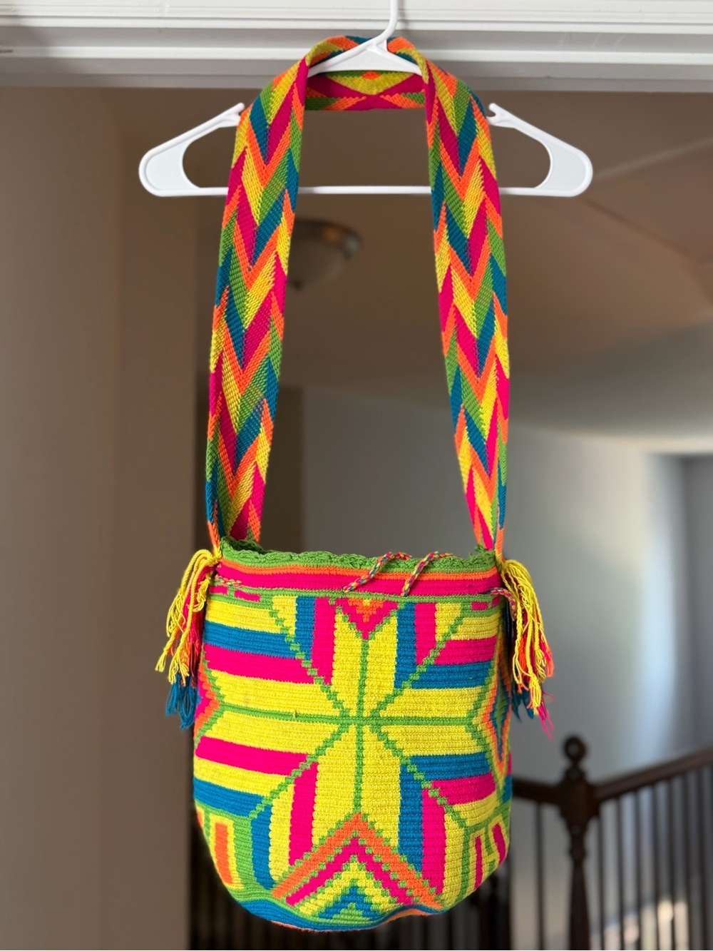 Multicolor, Handwoven Wayuu Bucket bag.